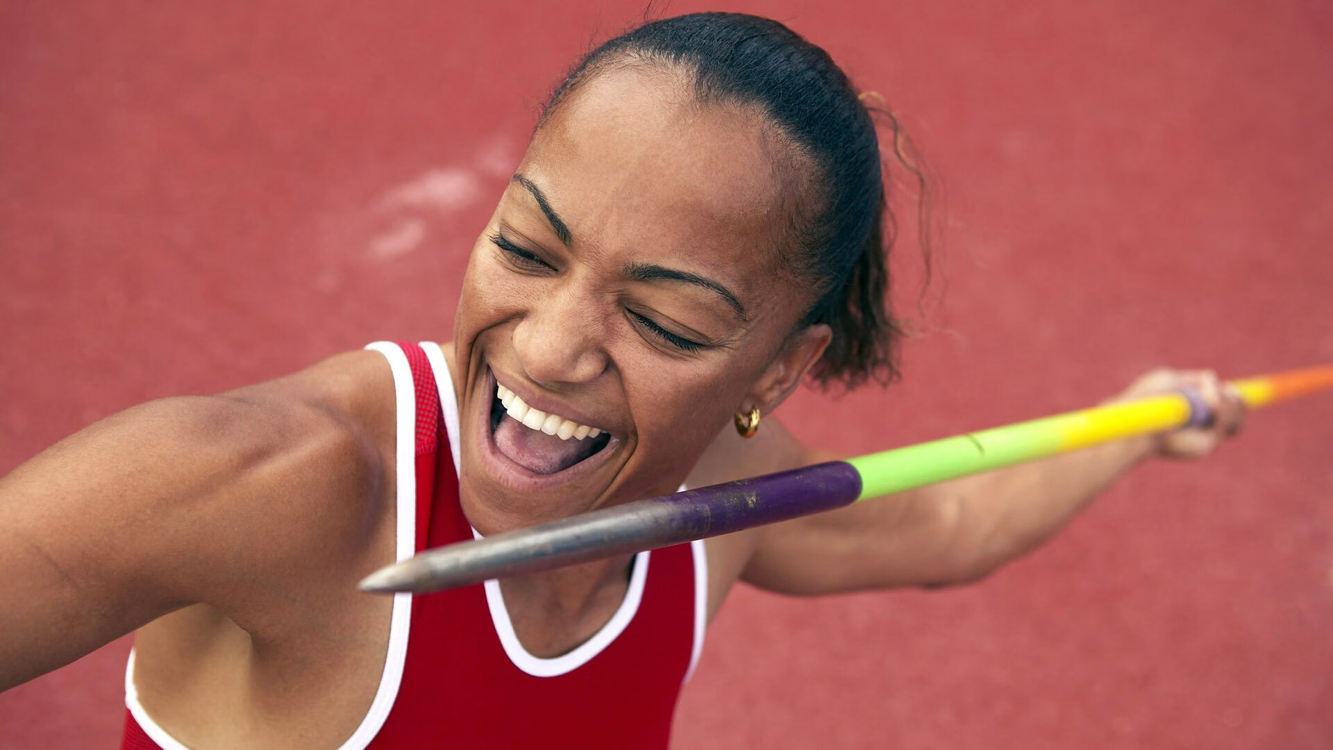 拜仁门将诺伊尔再现世界级扑救，拜仁慕尼黑门将诺伊尔